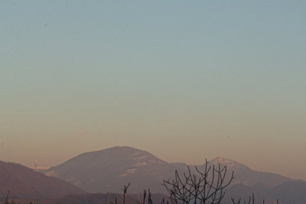 20150201261